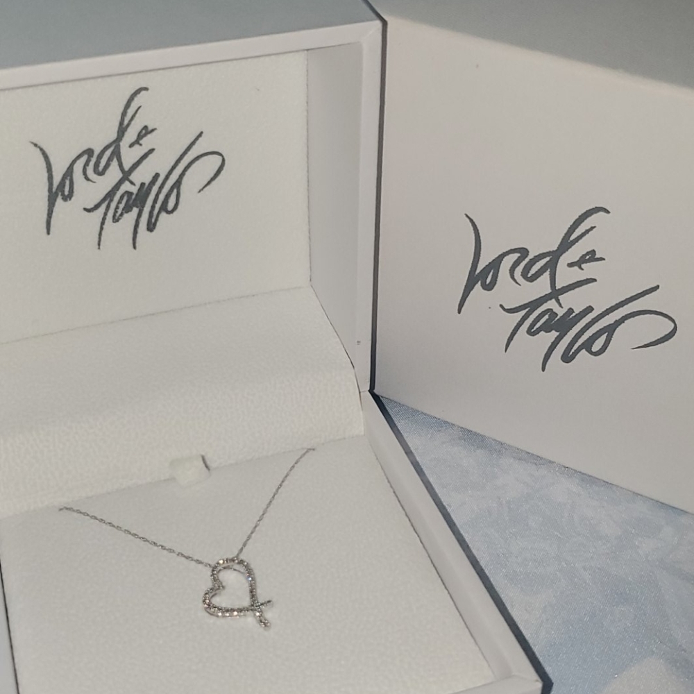 NWT - Lord & Taylor Diamond Heart Pendant